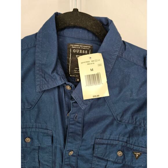 GUESS Mens Sz M Short Sleeve Button Up Utility Shirt Blue Patch Sleeve NEW - Picture 2 of 4